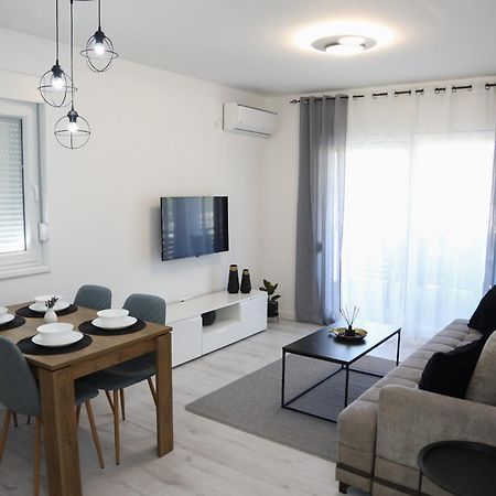 Apartman Keman โมสตาร์ ภายนอก รูปภาพ