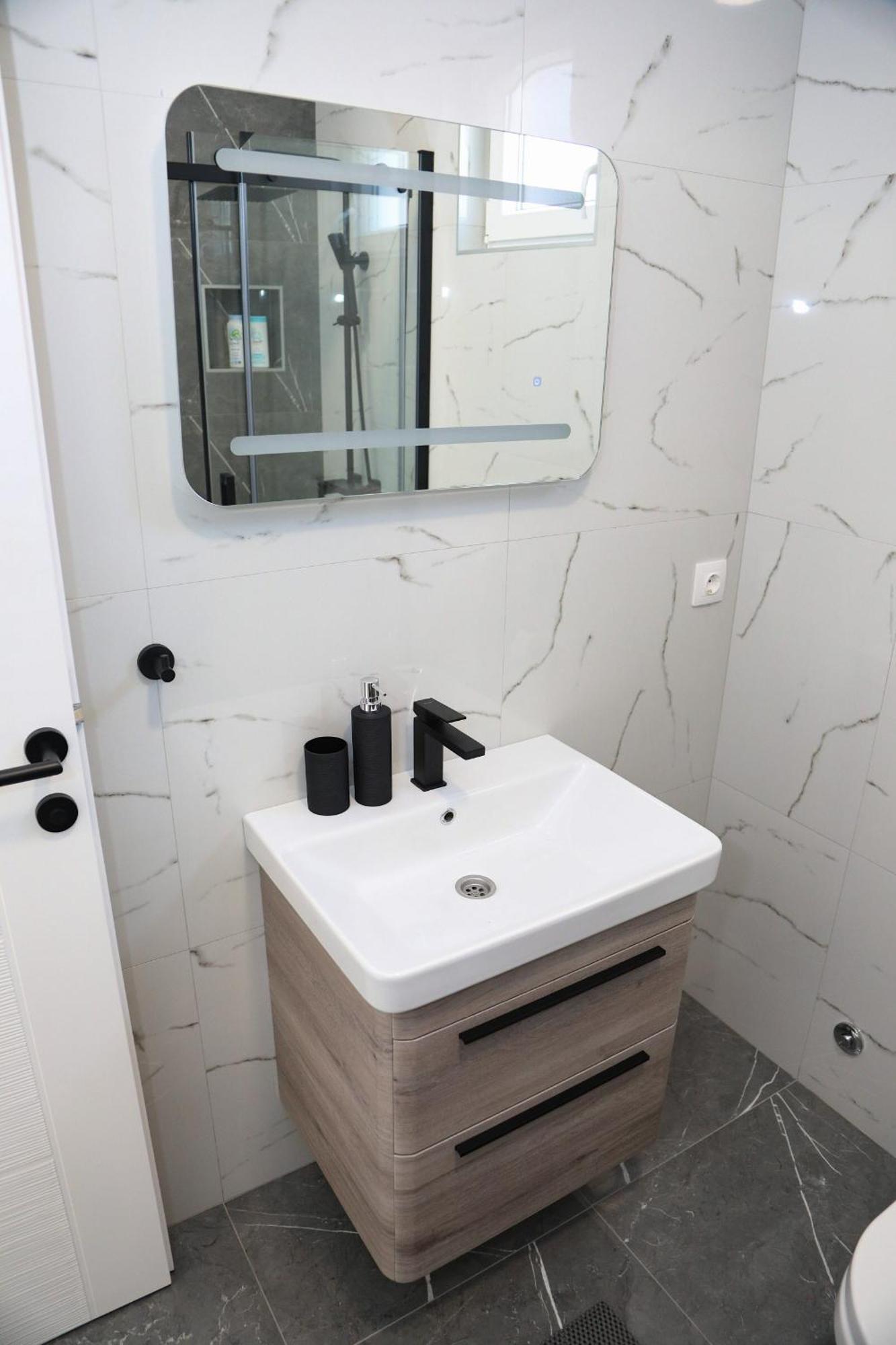 Apartman Keman โมสตาร์ ภายนอก รูปภาพ