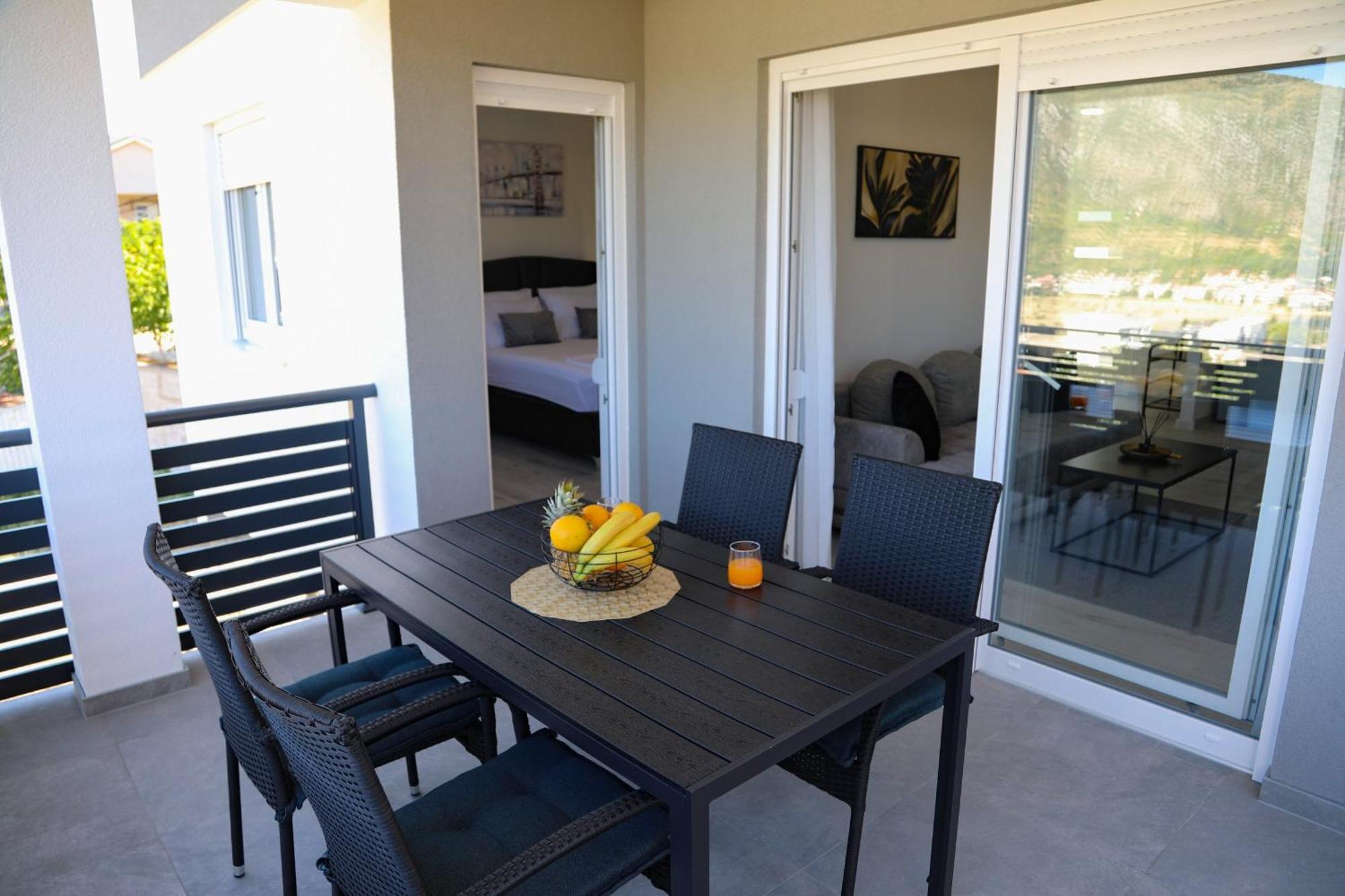 Apartman Keman โมสตาร์ ภายนอก รูปภาพ