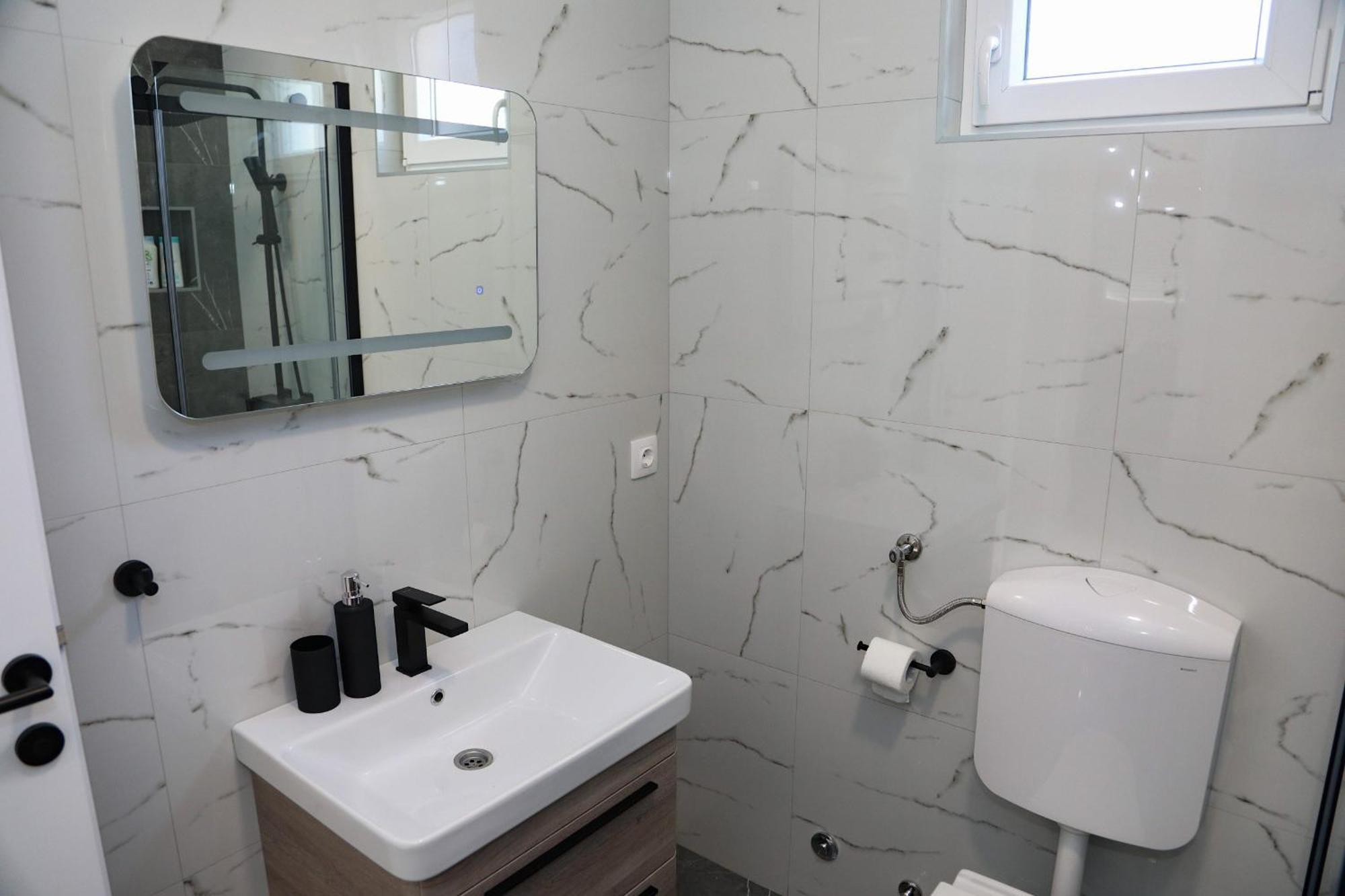 Apartman Keman โมสตาร์ ภายนอก รูปภาพ