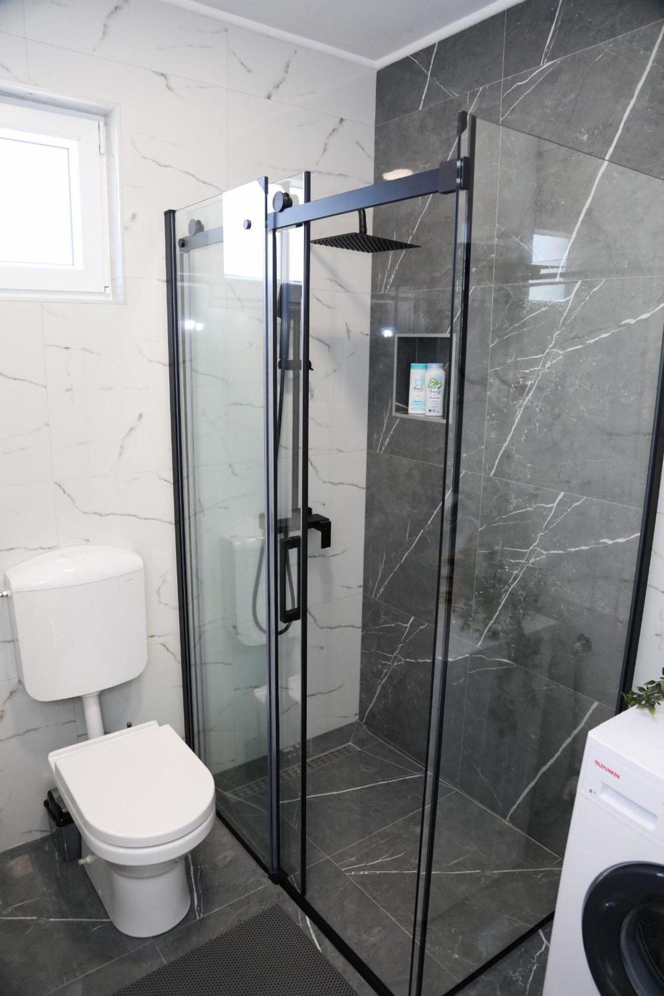 Apartman Keman โมสตาร์ ภายนอก รูปภาพ